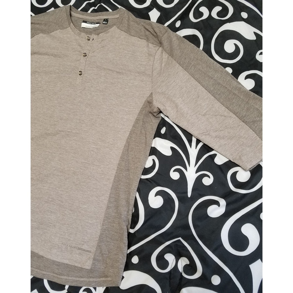 NWOT Robert Geller + Five Four Henley